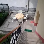 Peaceful Old House Dom wakacyjny