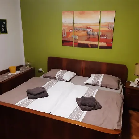 Peaceful Old House *