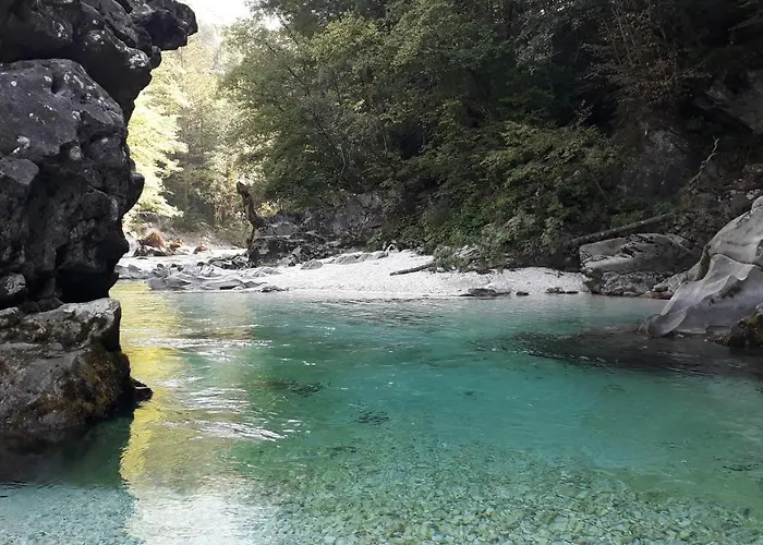 Peaceful Old House *